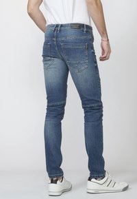 Koroshi Jeansy Slim Fit