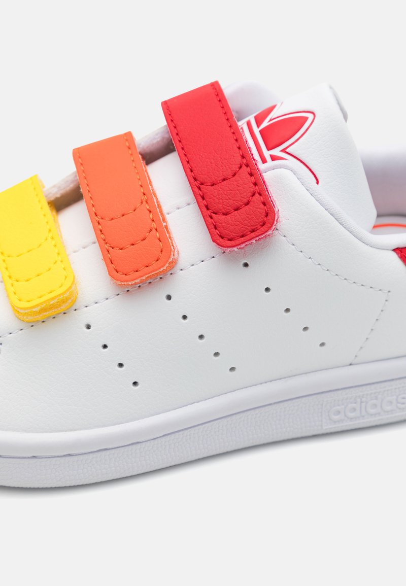 Chaussures Adidas Stan Stan Scratch Blanche Chaussures Adidas Stan