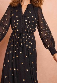 Love & Roses REGULAR FIT - SEQUIN POLKA DOT V NECK - Maxi šaty - black