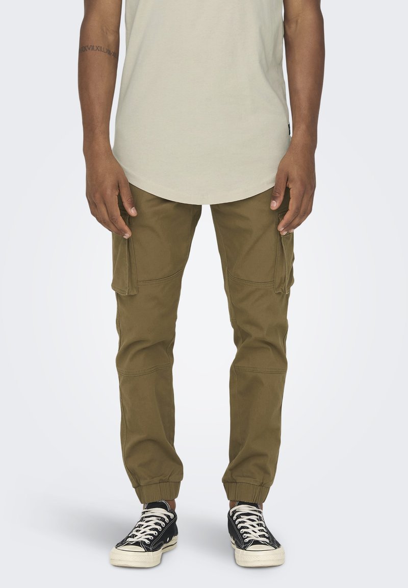 Only & Sons Pantaloni di tessuto Sinus 22030239 Verde Loose Fit