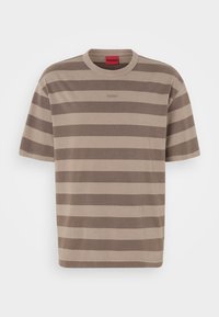DOCKOE - T-shirt imprimé - medium brown