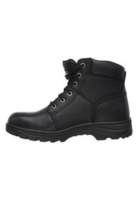 Schwarzlederne Knöchelstiefel mit strukturiertem Finish, sechs Ösen, gepolstertem Kragen und Gummisohle mit rutschfestem Profil.