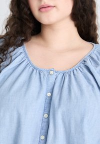 Levi's® Plus LEANNE BLOUSE - Bluza - dazed light stone