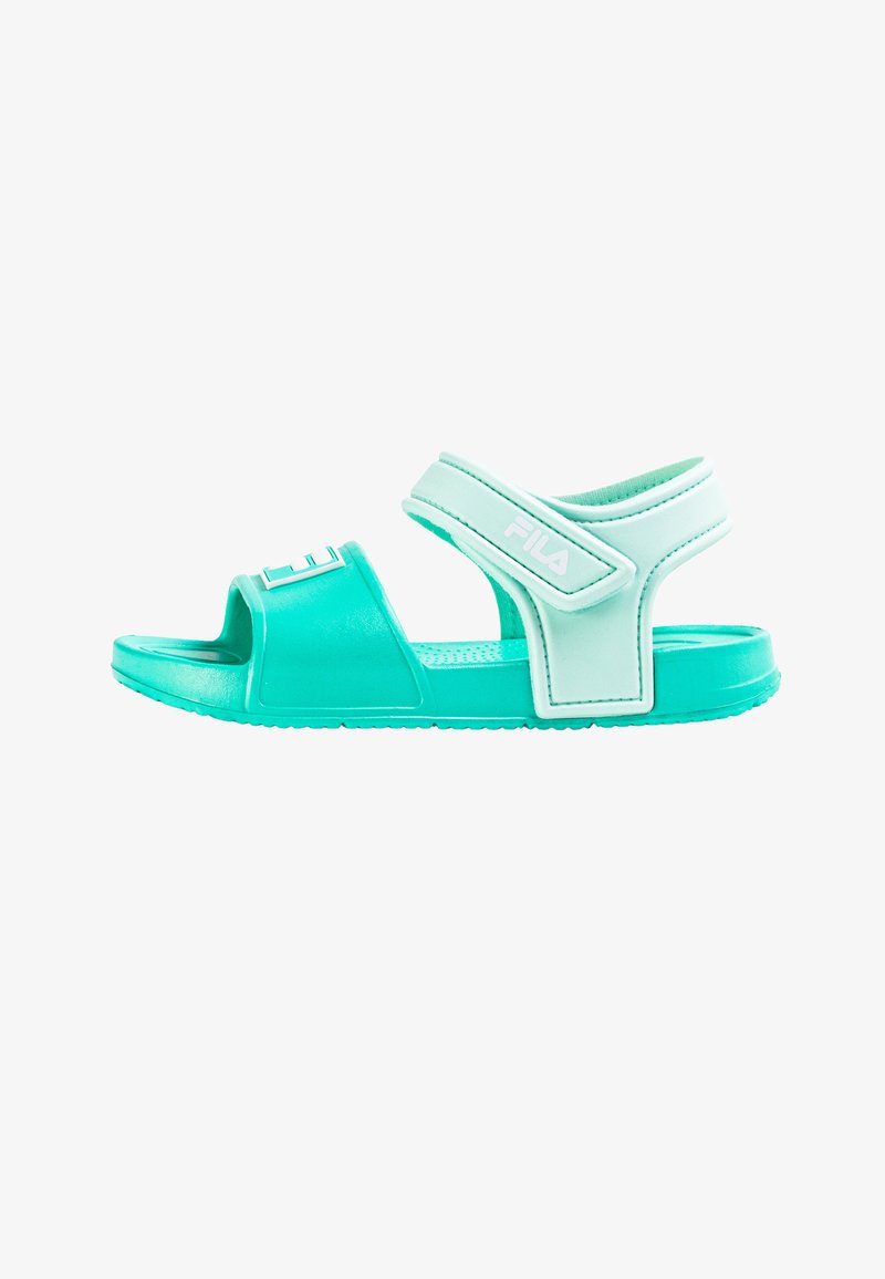 Sandales Fila de couleur aqua avec brides réglables, design à bout ouvert, semelle texturée et détail du logo sur le côté, en matériau caoutchouté.