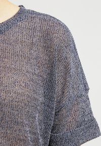 Vero Moda Stickad tröja - dark blue