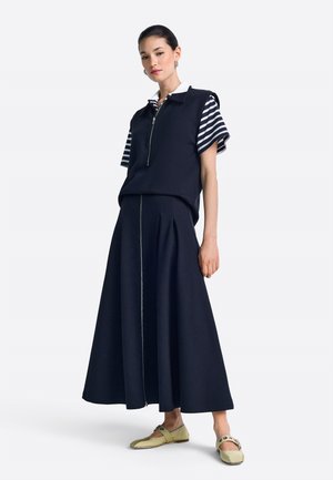 Vest - midnight blue