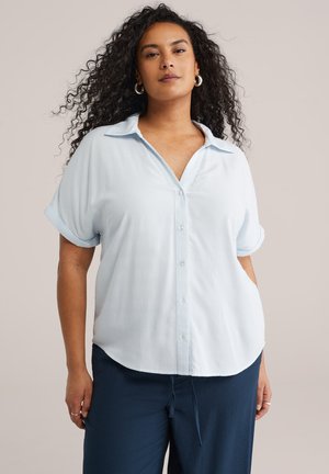 CURVE - Blúzka so zapínaním na gombíky - light blue