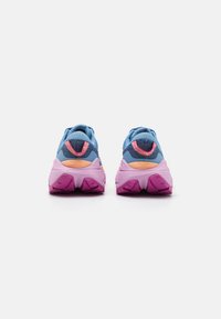 HOKA SKYLINE-FLOAT X - Matkajalatsid - azure rain/pink twilight