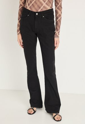 MID RISE NEW PIMLICO - Blugi evazați - black