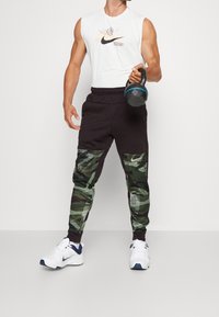 Nike Performance Trainingsbroek - brown