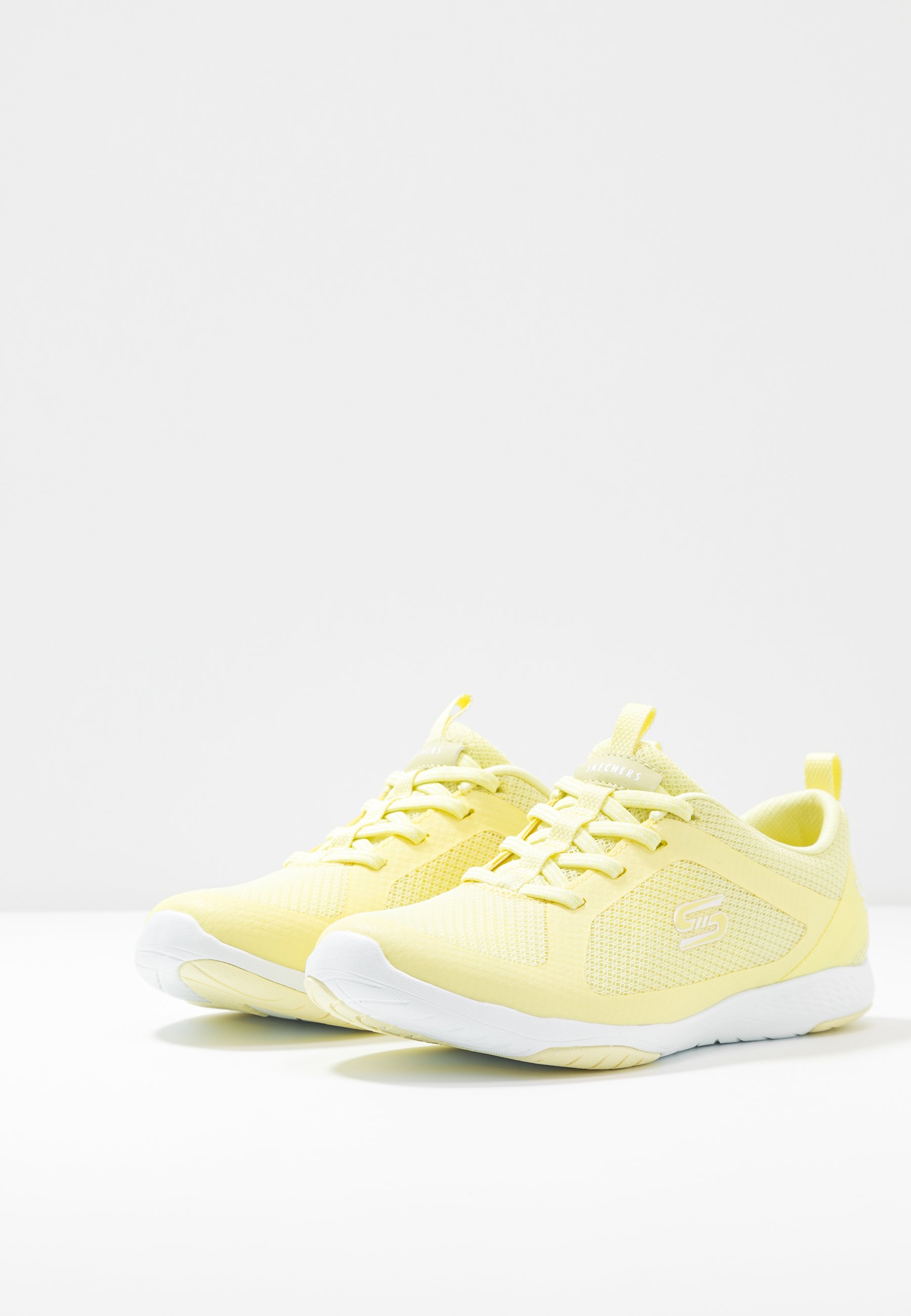 skechers lolow trainers