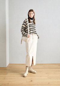 Gabor Bottines à plateau - off-white