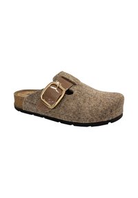 Brune filtklip med en robust sort sål, der har en brun rem og et guldfarvet spænde. Glat tekstur, slip-on design.
