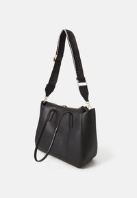 PARFOIS Handbag - black