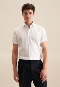 Seidensticker SLIM - Overhemd - white