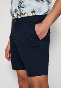 Esprit CHINO SLIM FIT - Shorts - navy