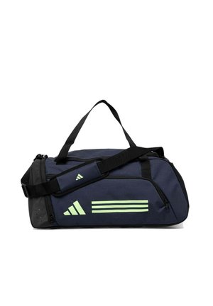 Borsa da sport duffel blu scuro con manici neri e logo Adidas verde con tre strisce sul lato, più tracolla regolabile.