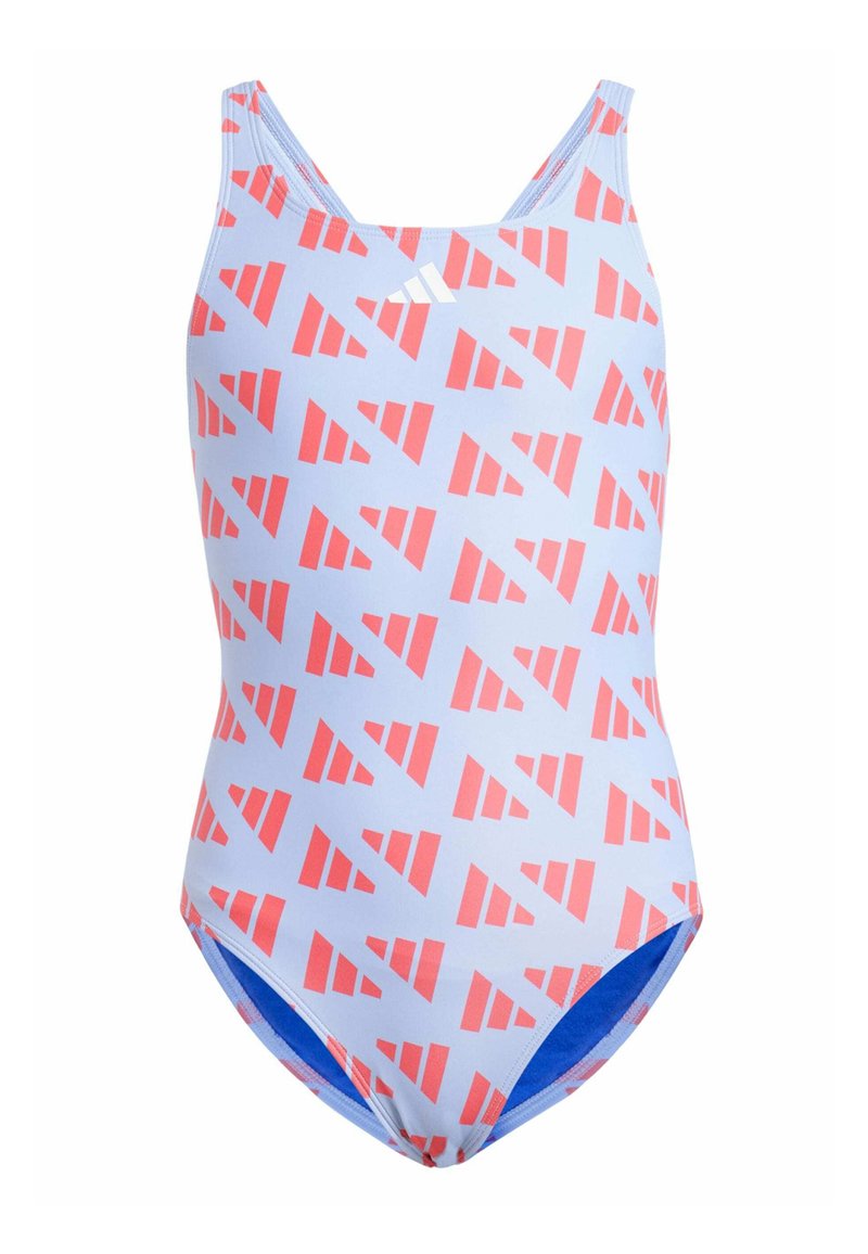 Maillot de bain une pièce bleu clair avec un motif géométrique de triangles rouges et un logo Adidas blanc centré sur la poitrine.