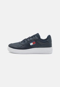 Unselected, dark night navy