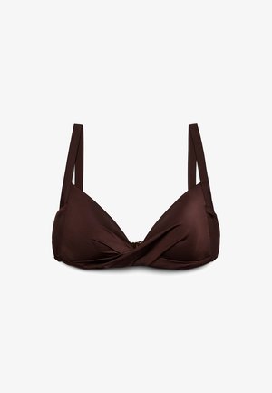 Terranova, - Góra od bikini