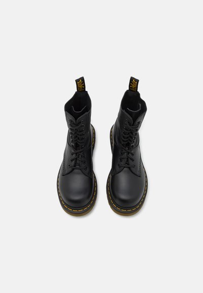 MM6 Maison Margiela 10 EYE TWISTED AND REIMAGINED - Stivaletti con plateau - black