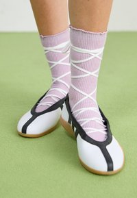 TAEKWONDO MEI - Ankle strap ballet pumps - cloud white/core black/gum