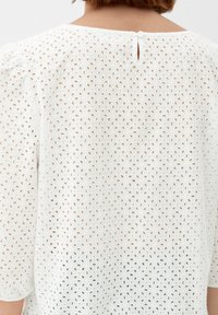 s.Oliver AUS BRODERIE ANGLAISE - Bluzka