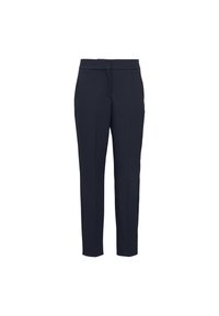 Pantalon bleu marine en tissu lisse, avec une coupe ajustée, devant plat et sans poches visibles. Design à jambe droite.