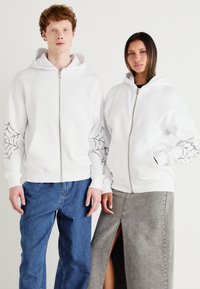 Jack & Jones JORWEB ZIP HOOD UNISEX - Sweatjakke - bright white