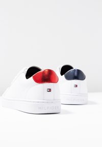 Tommy Hilfiger Sneakers basse - white