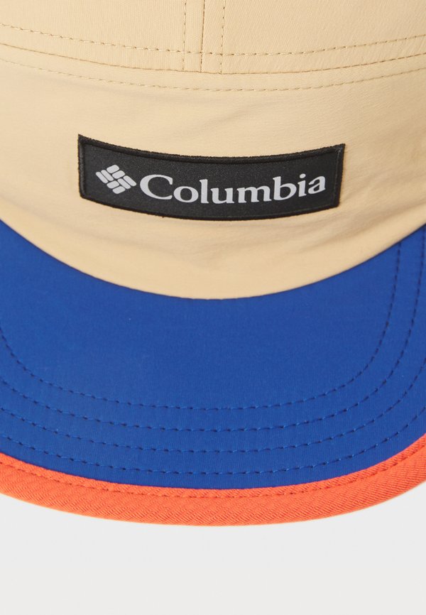 ESCAPE THRIVE™ UNISEX - Cap4