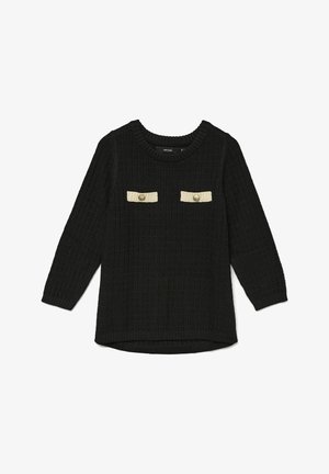 Sweater negro de punto con cuello redondo, mangas largas, dos bolsillos de tela beige con detalles de botones y un dobladillo ligeramente curvado.