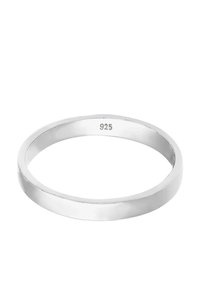 Sterling hõbesormus, poleeritud viimistlus, ümar bänd, lame pind, sisepinnal on templiga märgistus '925', sile tekstuur, minimalistlik disain.
