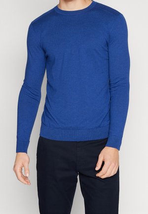 Blauwe crew-neck trui van zacht breiwerk. Lange mouwen, aansluitende boorden en een rechte zoom. Glad textuur met een effen kleur. Geen patronen.
