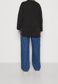 Vero Moda Curve Svetr - black