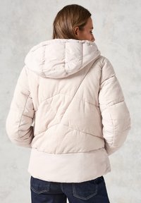 Cecil MIX PUFFER - Giacca invernale - weiß