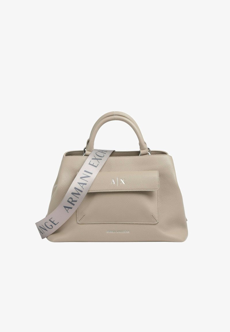 Sac à main en cuir beige Armani Exchange avec poignées courbes, poche avant et bandoulière en tissu gris avec logo.