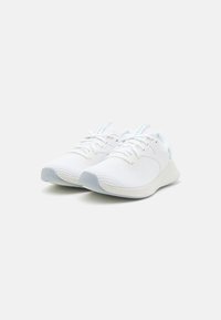 Under Armour CHARGED AURORA 2 - Treningssko - white/white clay/radial turquoise