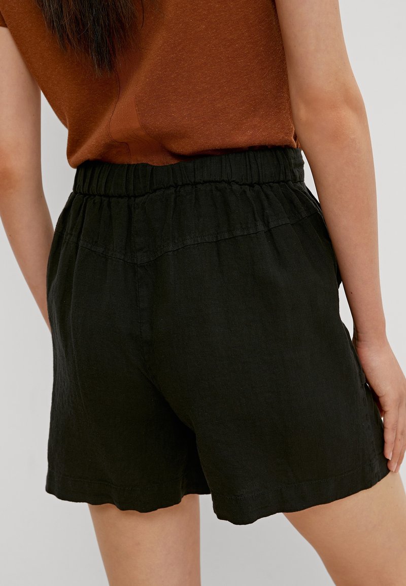 Damen Kleider | comma REGULAR Shorts black/schwarz - WT35889 Damen Kleider | comma REGULAR Shorts black/schwarz - WT35889