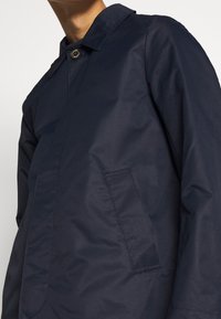 J.LINDEBERG Kort kappa / rock - dark blue