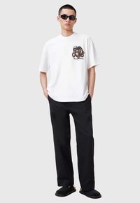 AllSaints RETICULATE SS  - Camiseta estampada - white