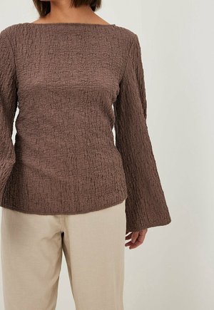 Blouse - brown