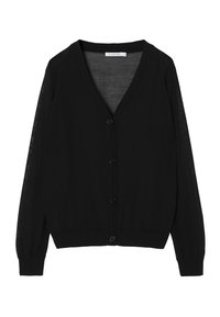 Černý cardigan vyrobený z lehké pleteniny, který má výstřih do V, dlouhé rukávy a zapínání na knoflíky s jemnou strukturou.