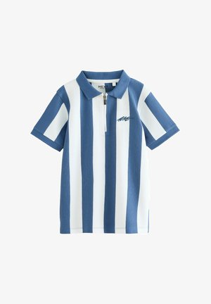 Lühikeste varrukatega polo särk, millel on sinised ja valged vertikaalsed triibud, krae ja poolne tõmblukk ees. Tekstuuriga kangas koos logo detailiga.