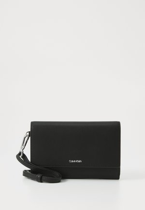 MUST LARGE TRIFOLD  - Wallet - black