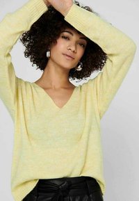 JDY ELANORA L/S NOOS - Pullover - pastel yellow