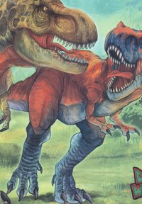 Illustrazione di Tyrannosaurus rex con scaglie audaci e dettagliate in tonalità di arancione e blu, che mostra denti affilati e pose dinamiche su uno sfondo verde.