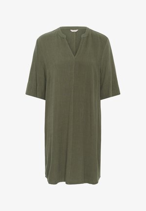 Robe olive ample avec manches jusqu'au coude et petit col en V.