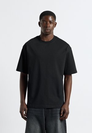 Burocs, OVERSIZED - T-shirts basic - black