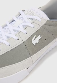 Lacoste AURA  - Treniņu apavi - dark grey